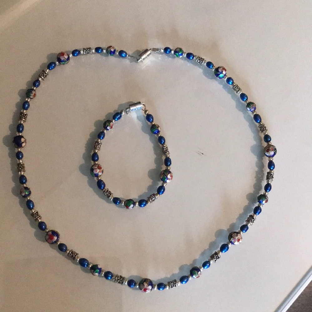 Handmade cloisonné necklace and bracelet